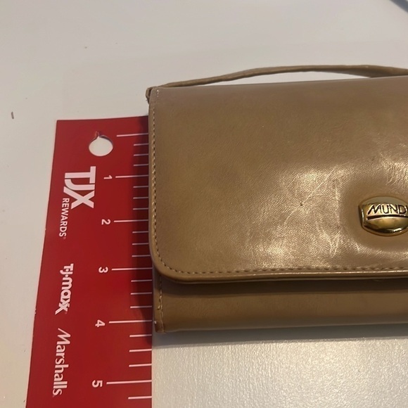 Mundi womens crossbody tan - Picture 15 of 16